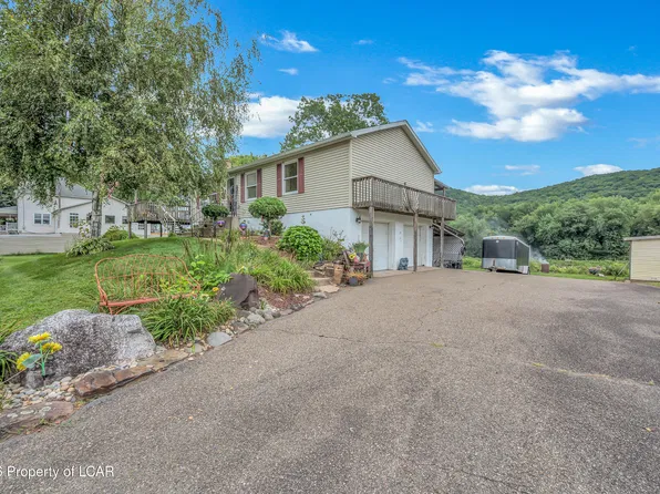 151 N Canal St, Shickshinny, PA 18655