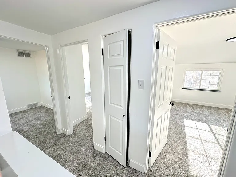 1607 Girard Ave — Photo 20