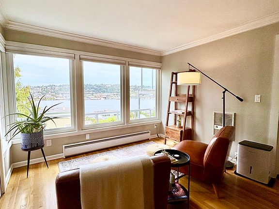 4th image of 1758 Dexter Ave N APT 5