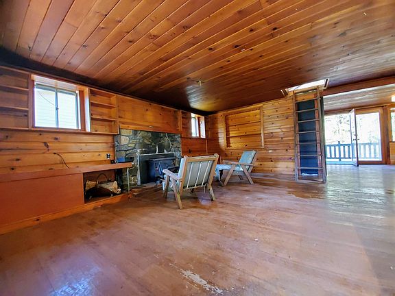 3rd image of 32830 SE 309th St
