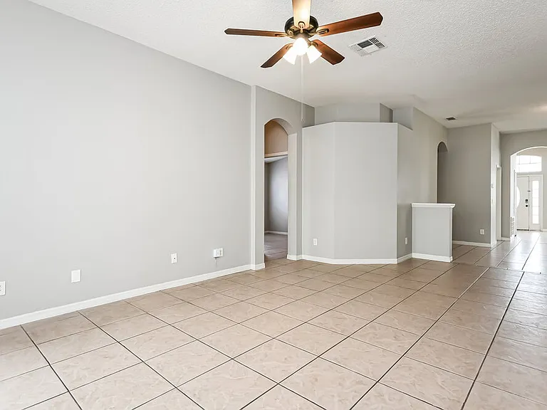 1125 Cherry Valley Way — Photo 10