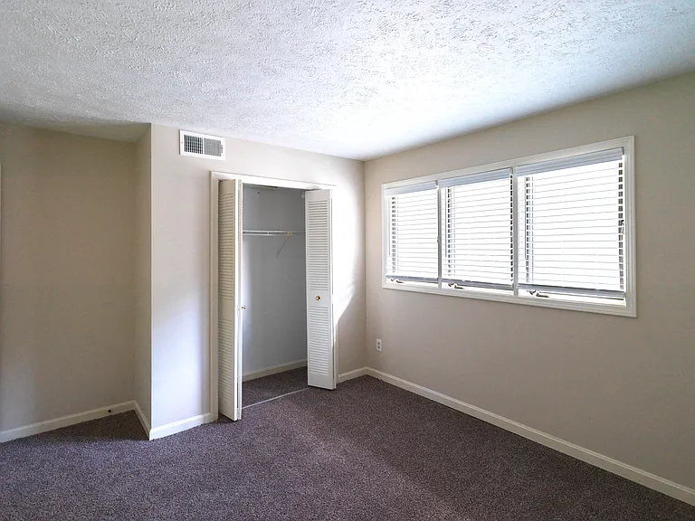 321 Crescent Spring Dr — Photo 8