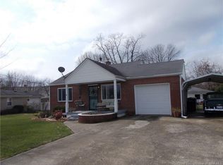 2229 Green Valley Rd, New Albany, IN 47150