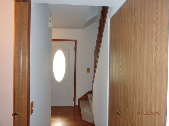 3rd image of 1431 N Elmwood Dr