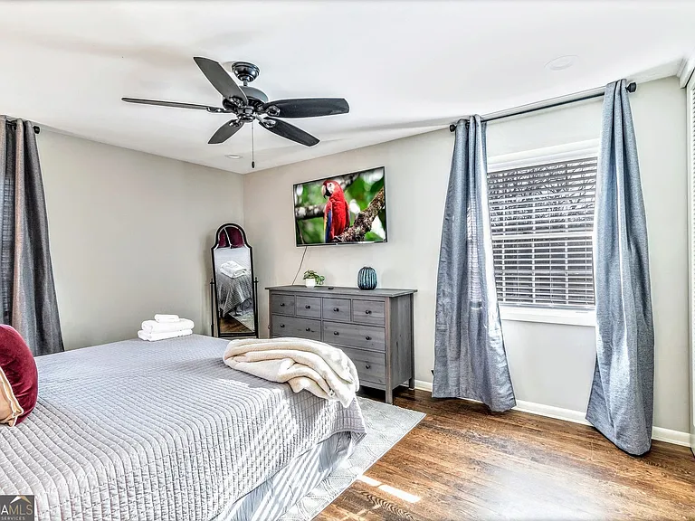 2480 Powers Ferry Dr SE — Photo 10