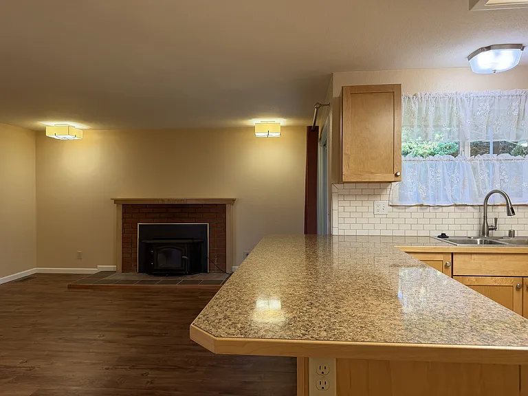 1701 Antoine Ave — Photo 6