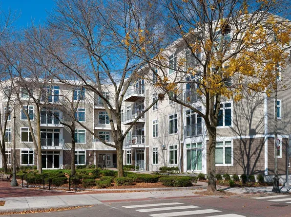 7 Cameron Apartments