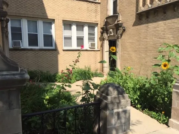 4008 N McVicker Ave APT 2A, Chicago, IL 60634