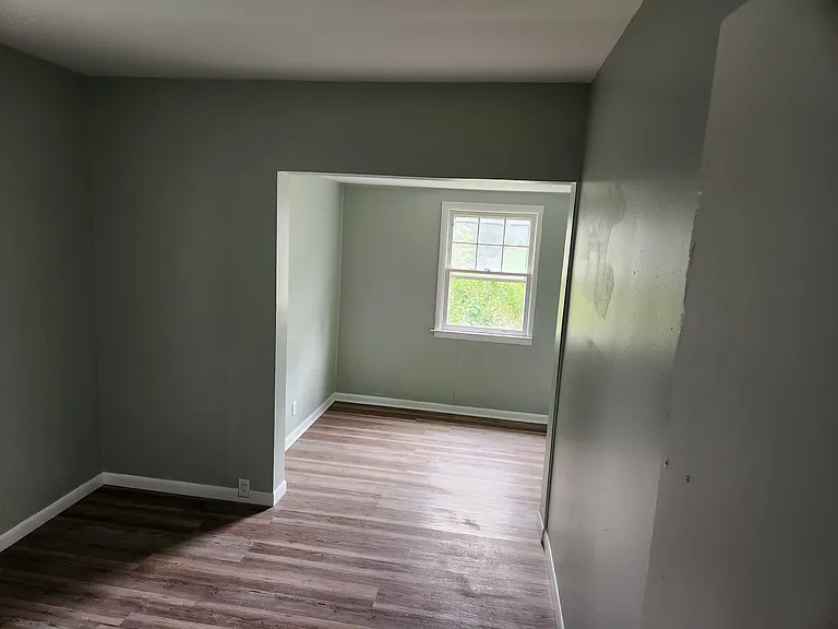 1020 Queen St — Photo 7
