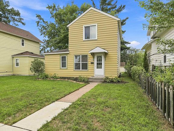 2nd image of 325 WASHINGTON AVENUE