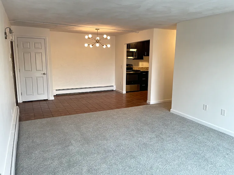 989 Atwood Ave — Photo 3