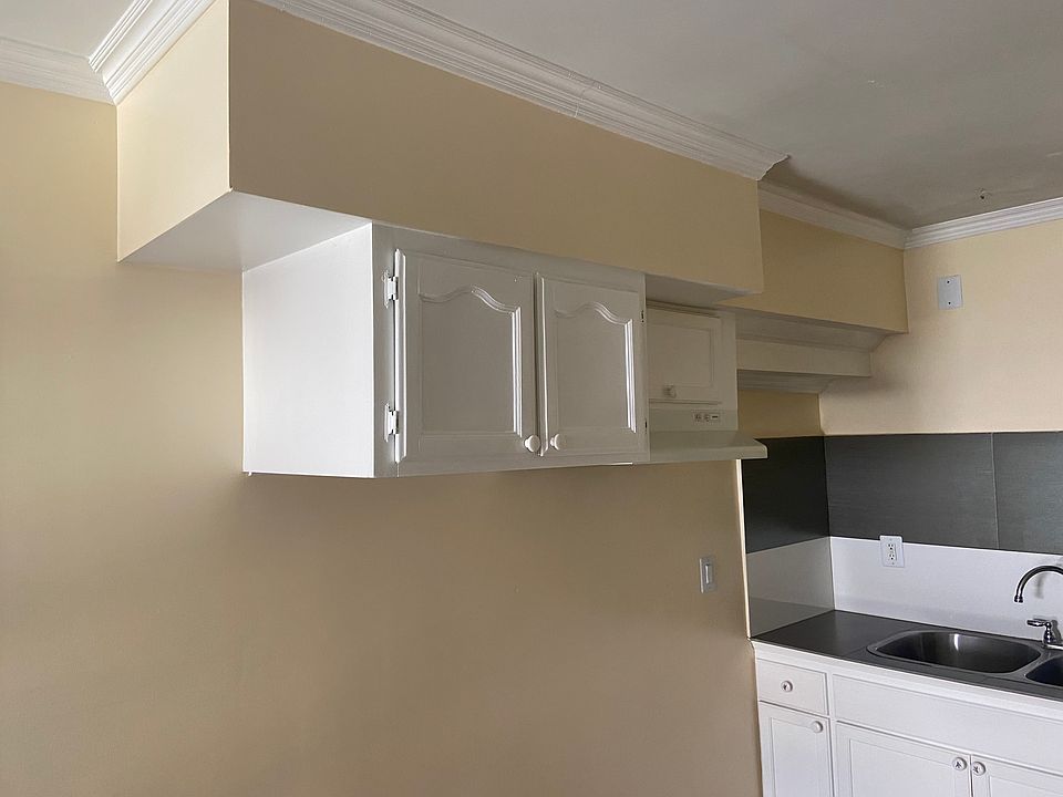 1st image of 11112 S Lemoli Ave APT B