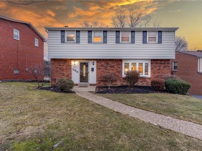 569 Clemson Dr, Pittsburgh, PA, 15243