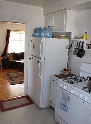 4th image of 4100 Greenway Ave
