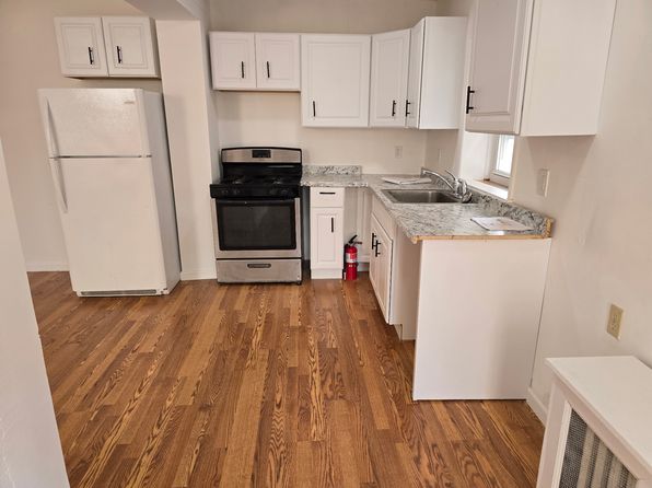 208 Farnham Ave APT 1F