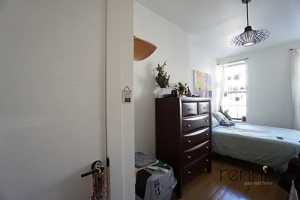 Rented by Rennit Inc. | media 4