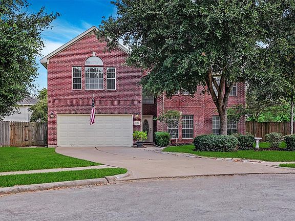 2nd image of 3373 Zubin Ln