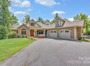 143 Chattooga Run, Hendersonville, NC 28739
