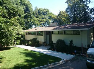 24 Beecher Rd, Brookline, MA 02445