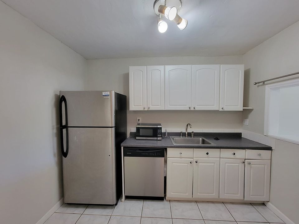 1st image of 4314 NW 9th Ave APT 5-1G