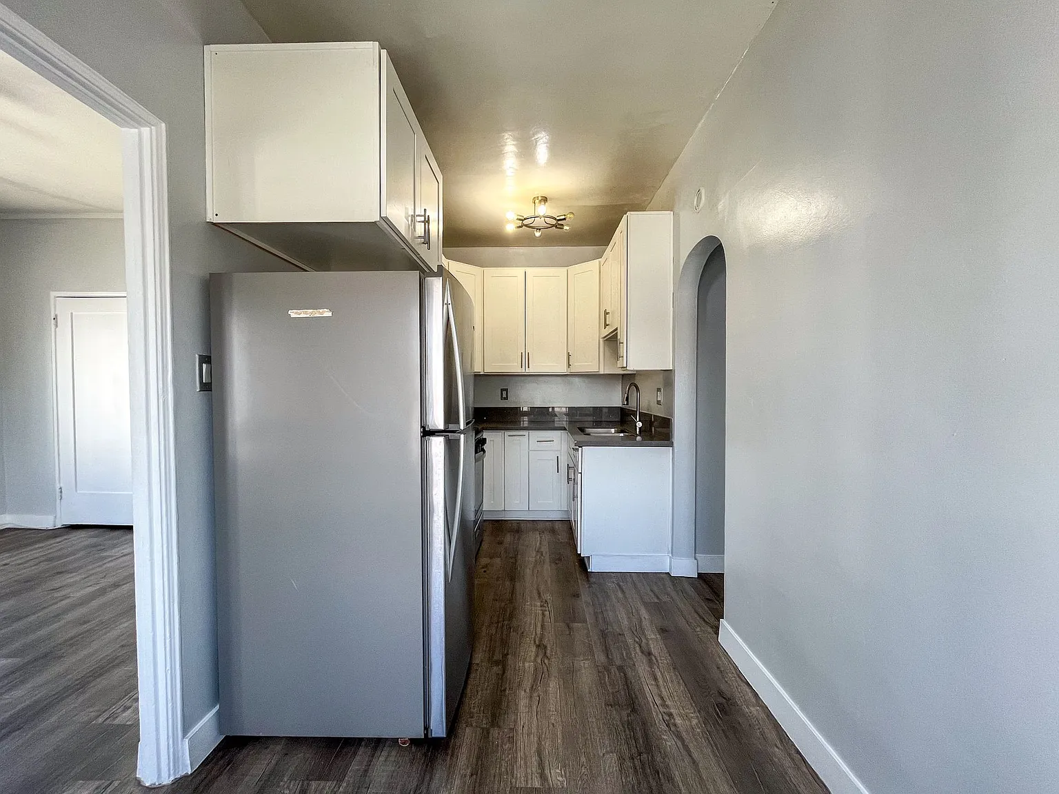 636 Chestnut Avenue — Photo 2