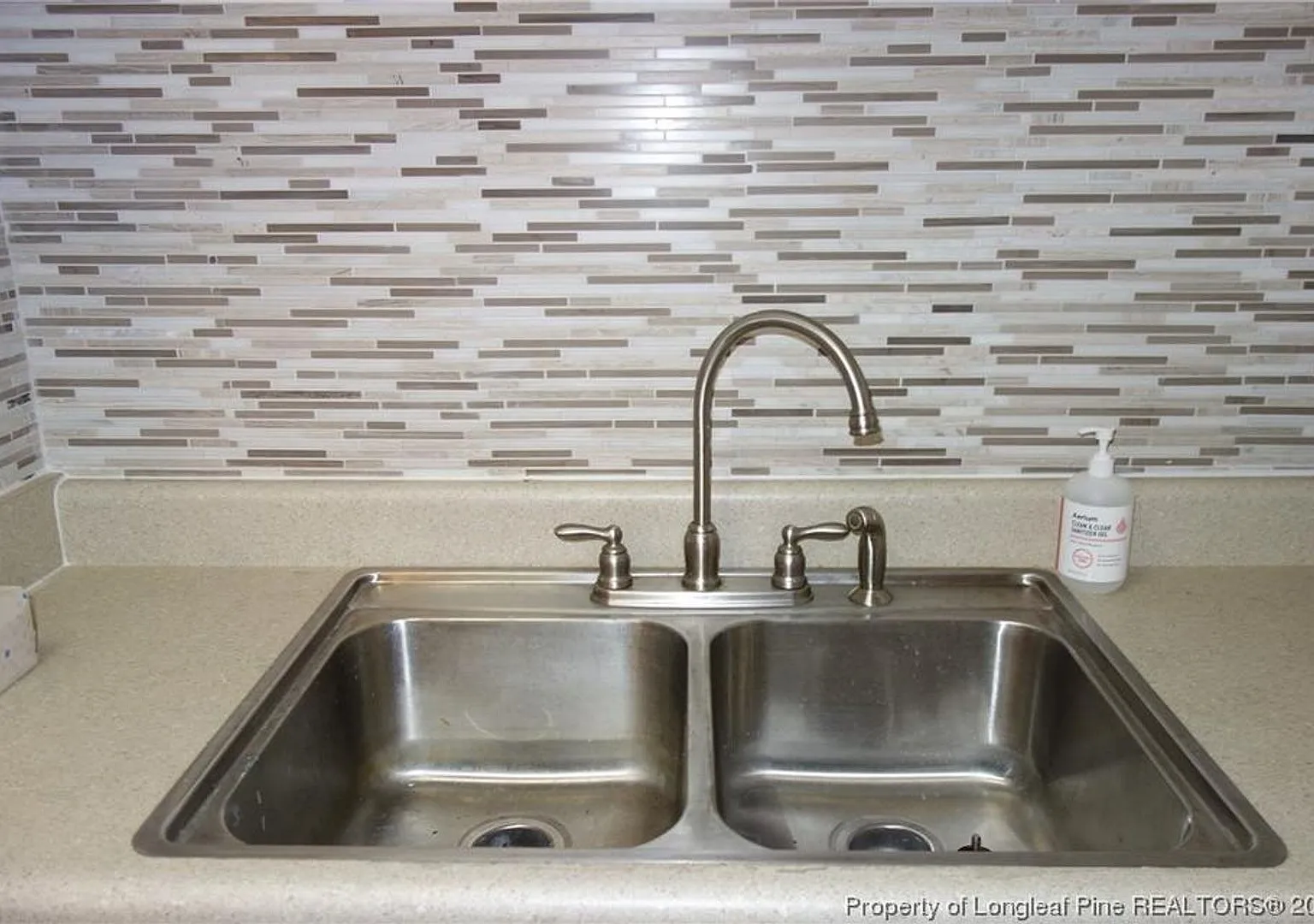 2-Bedroom, 1-Bath House — Photo 4