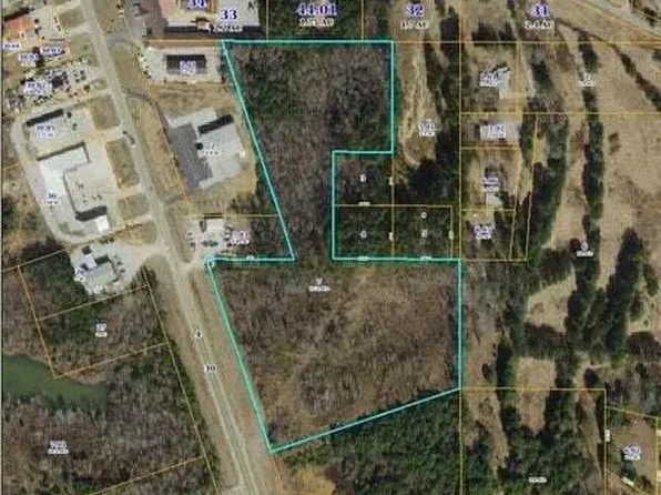 E Chambers Dr, Booneville, MS 38829