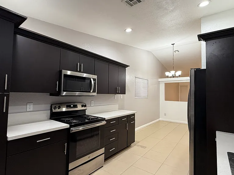1104 Norma Joyce Ln — Photo 17