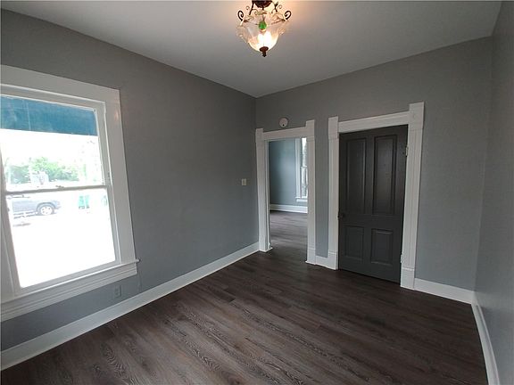 4th image of 3704 Govalle Ave