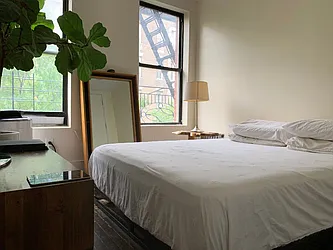 Rented by Ledvech Group