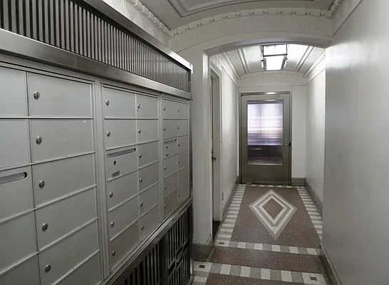 Rented by Compass | media 34