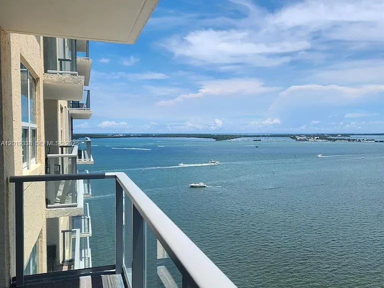 1155 Brickell Bay Dr #1807 — Photo 8