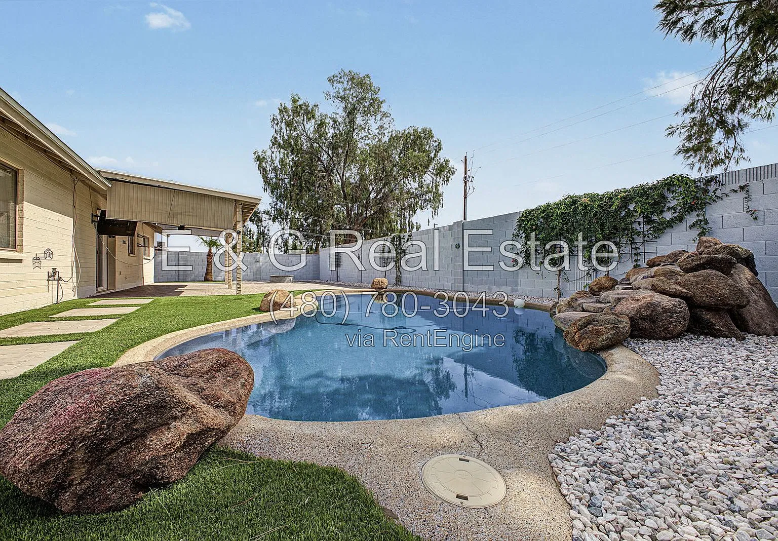 3 bed, 2.0 bath, 1876 sqft, $2,850 — Photo 1
