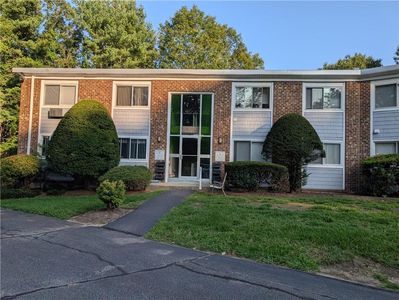 494 Putnam Pike APT A1, Smithfield, RI, 02828