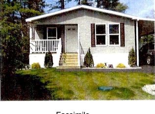 60 Beechwood Rd, Halifax, MA 02338