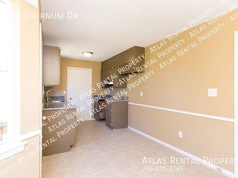 2666 Laburnum Dr — Photo 16
