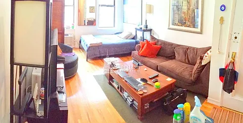 Rented by Manhattan Connection