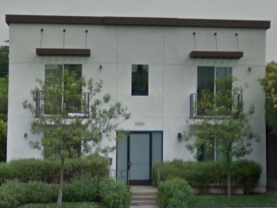 1st image of 13351 Burbank Blvd APT 01
