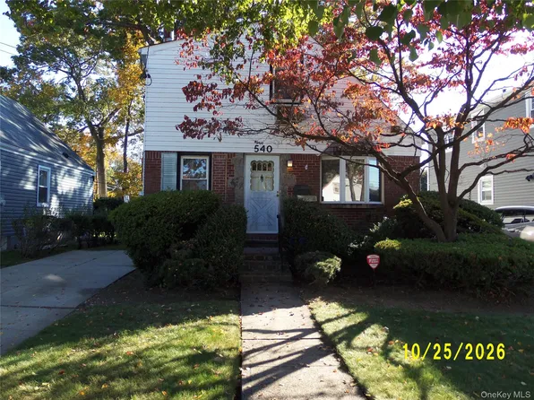 540 Stratford Road, Hempstead, NY 11550