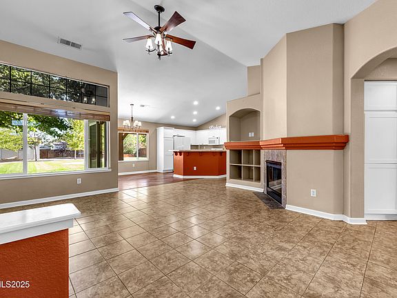 3rd image of 30 Horse Springs Dr