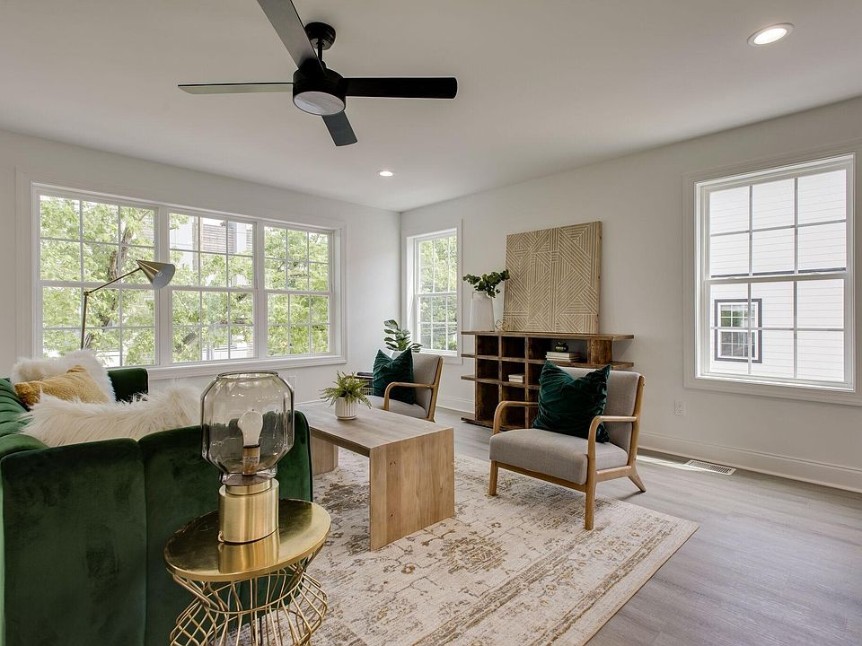 Spacious and inviting living area!