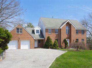 343 Trenor Dr, New Rochelle, NY 10804