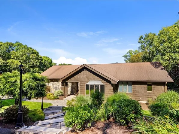 86 Notch Road, Bolton, CT 06043