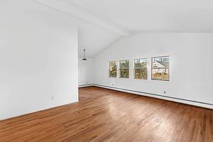 3 Chestnut Ln 