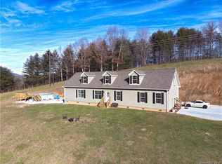 535 Ed Young Rd, Burnsville, NC 28714