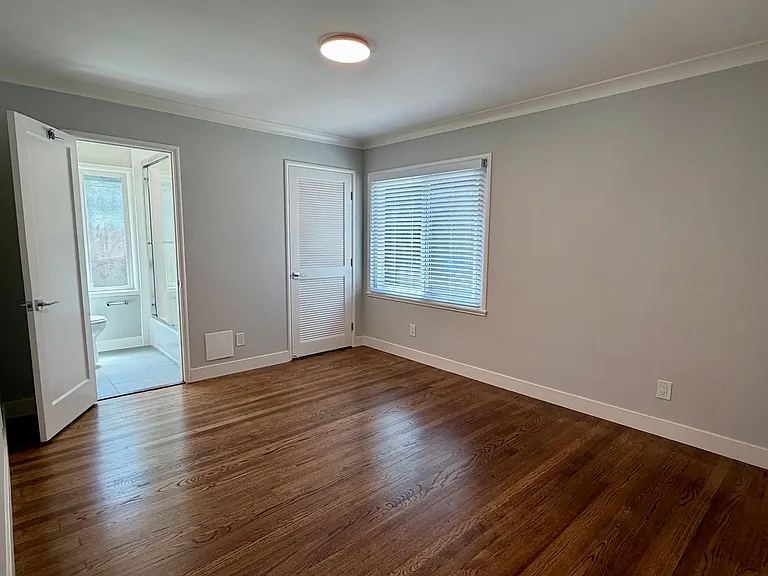 Laurel Oaks Apts — Photo 41