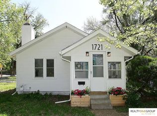 1721 N 66th St, Omaha, NE 68104