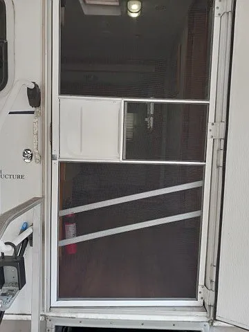 2 bed, 308 sqft, $850 — Photo 2