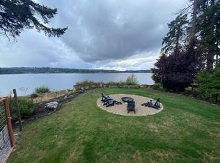 9649 Olympus Beach Rd NE, Bainbridge Island, WA 98110
