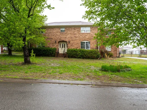 1608 Cannon Dr, Fort Oglethorpe, GA 30742